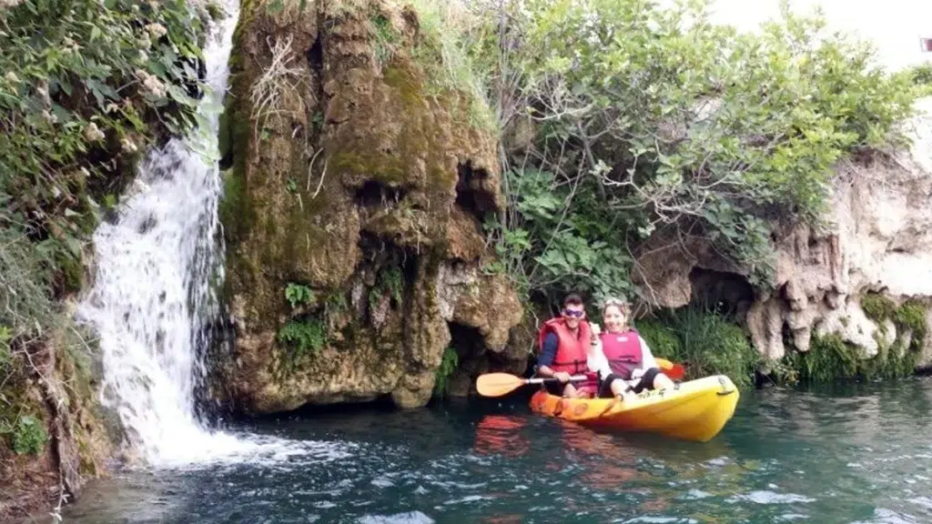 Kayak en las Lagunas de Ruidera al sur de Madrid